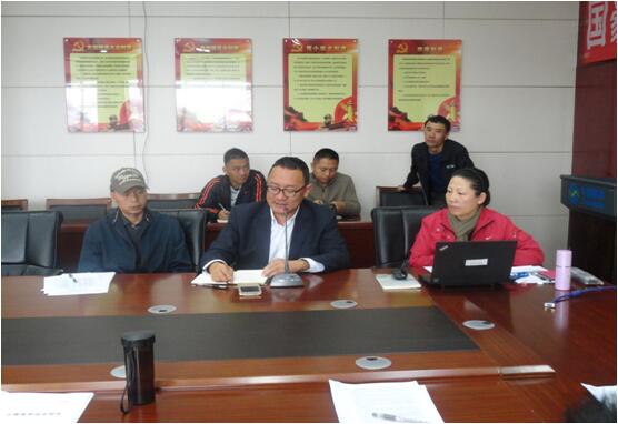 保山移动综合部副总杨涛在培训中宣贯省移动对车辆治理的有关要求事项。